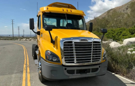 Tráiler Amarillo